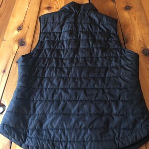 Winter puffer vest 💗